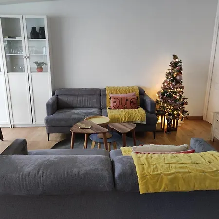 Maisonette Chaleureuse De 75 M², Proche De Paris. 別荘 *