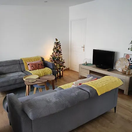 Maisonette Chaleureuse De 75 M², Proche De Paris. 別荘