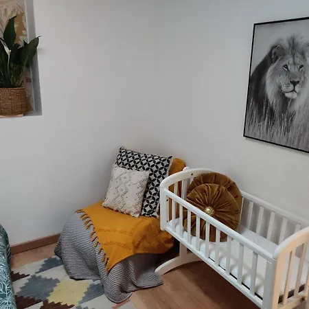 Maisonette Chaleureuse De 75 M², Proche De Paris.