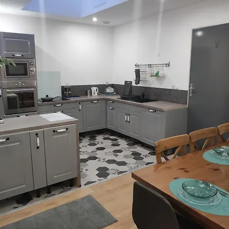 Maisonette Chaleureuse De 75 M², Proche De Paris. 別荘