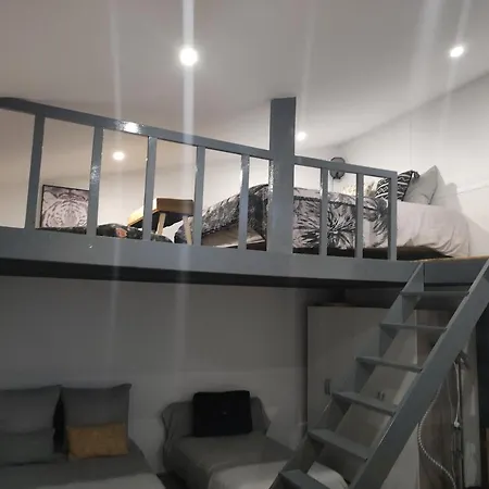 Maisonette Chaleureuse De 75 M², Proche De Paris. 別荘